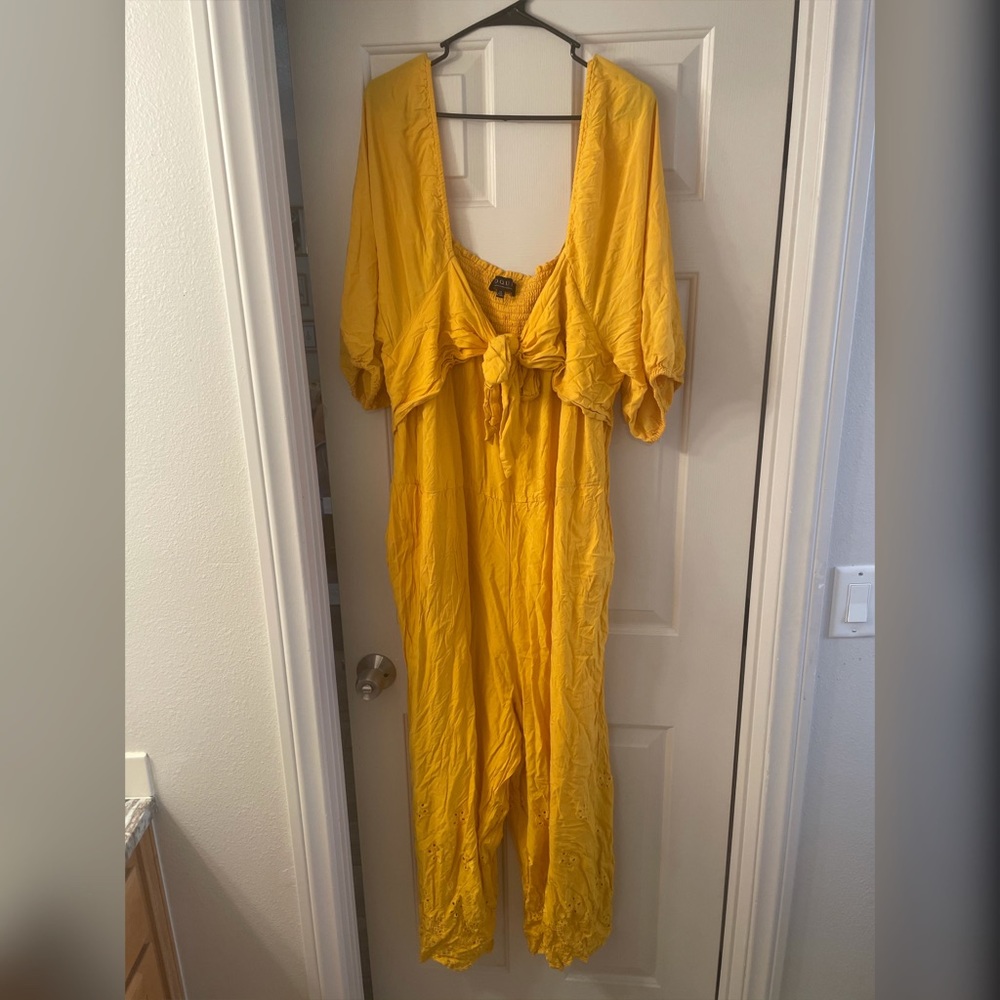 Eloquii jumpsuit with lace details, tie front